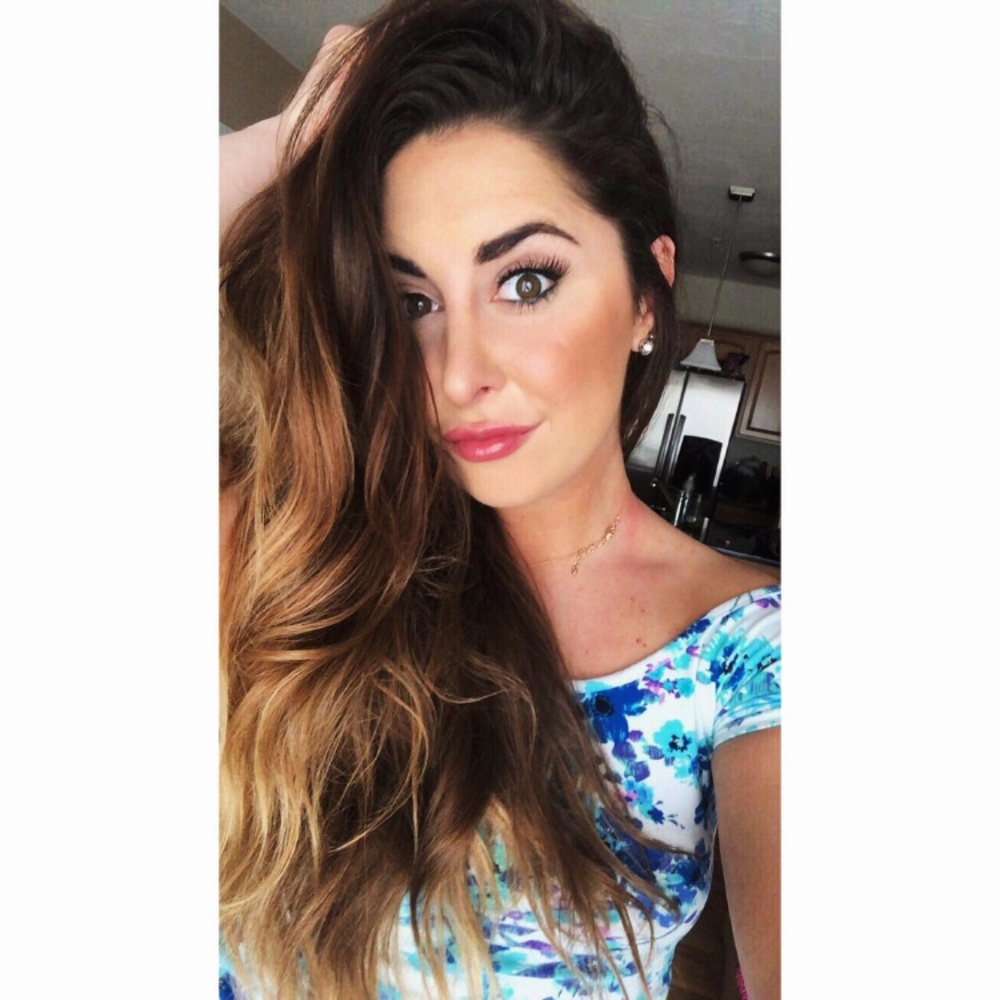 Meet your Posher, Nicole